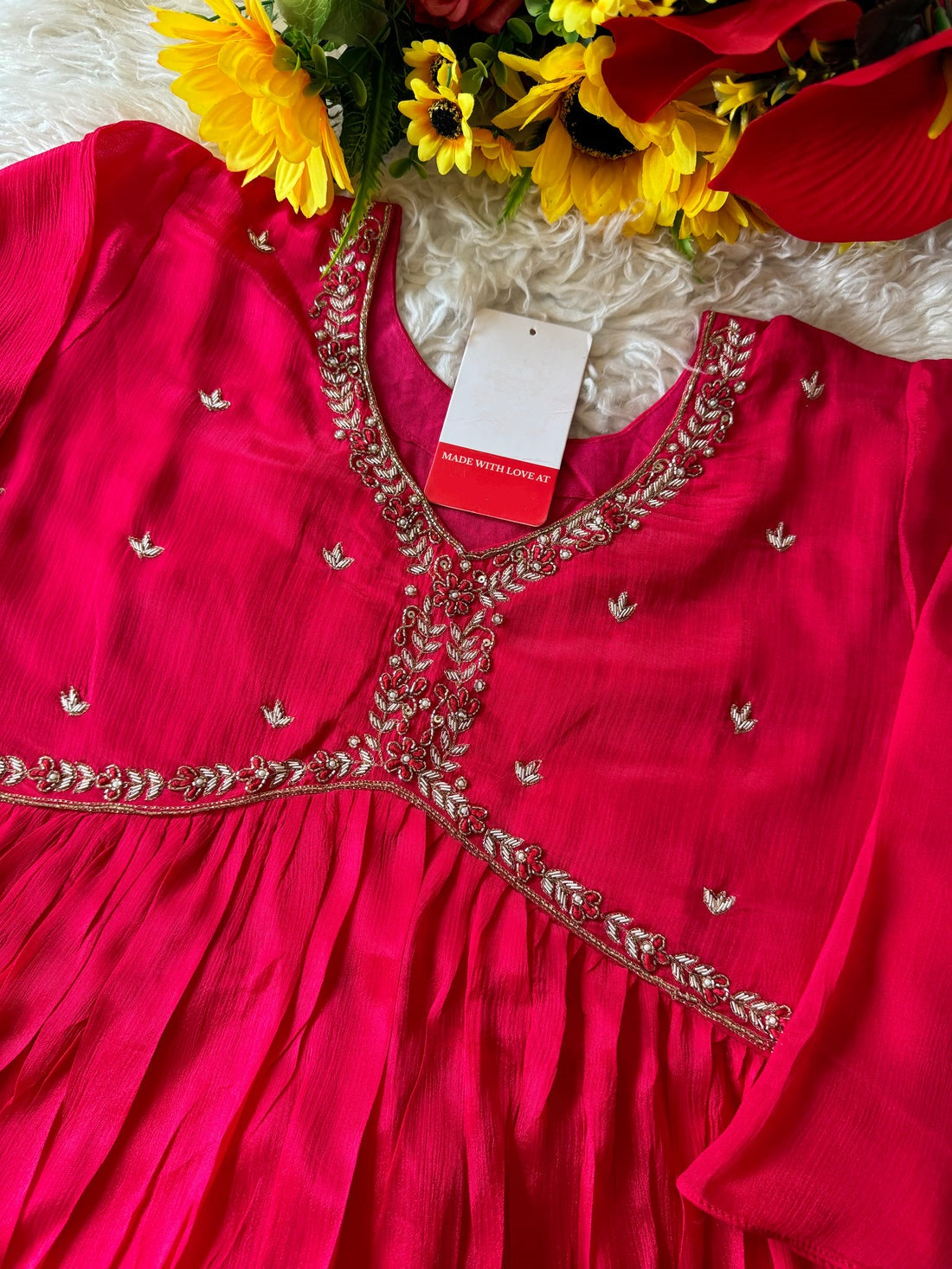 Alia style naira Cut kurti Pant With chiffon Dupatta